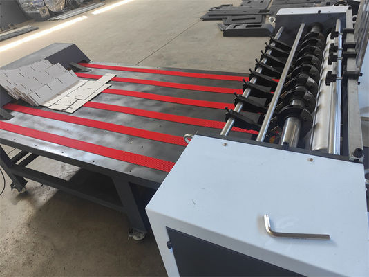 300X800mm Processamento de cartão Alimentação por sucção automática Feeder divisória corrugada Slotter