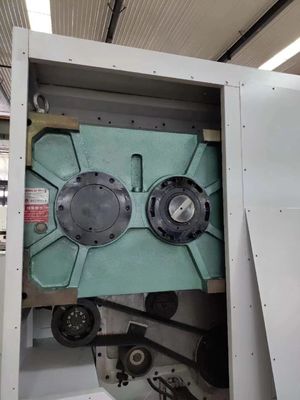 Máquina automática de corte e esboçamento de matriz para caixas de cartão ondulado