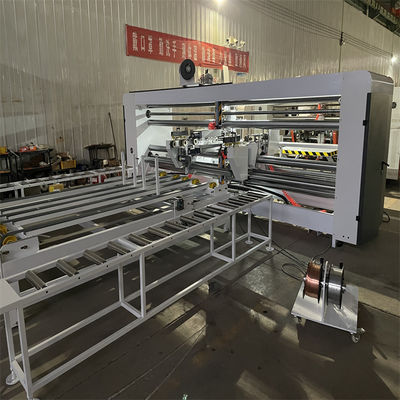 Máquina de costura semiautomática de dupla articulação para costura de caixas de cartão e de cartão