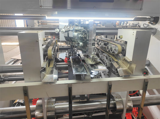 Altura máxima do papel 2900mm Máquina de costura de cartão semiautomática de alta velocidade de 2 peças