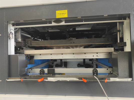 Máquina de corte a moagem de cartão ondulado de 1500 kg de capacidade com uma boca mínima de 8 mm