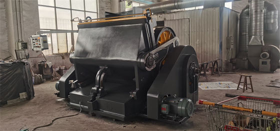 Máquina de moldagem de papel cartão corrugado máquina de corte a pressão para pedido do cliente
