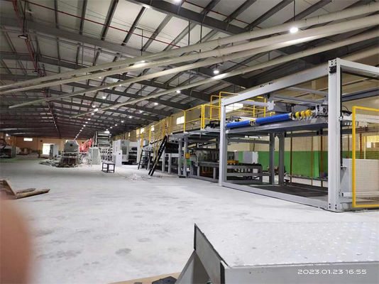 Máquina de fabricação de cartão ondulado de 3/5/7 camadas fácil de operar para soluções de embalagem de alimentos