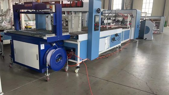 Máquina de fabricação de papel de papelão com distância entre as unhas 30-150 mm Tipo de filme de embalagem