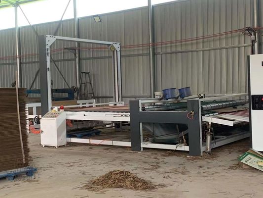 Máquina de empilhamento de cortes de corte único corrugado totalmente automática para operação fácil