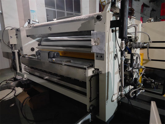 Máquina de fabricação de caixas de cartão onduladas de flauta de face única para lojas de vestuário 1700 KG