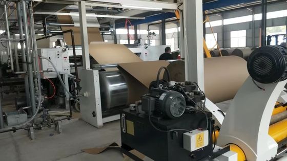 0Máquina de fabricação de caixas de cartão corrugado de 5 camadas de potência horizontal de 75 kW para embalagens