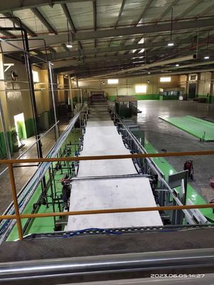 Linha de produção de cartão corrugado e máquina de fabricação de cartão corrugado